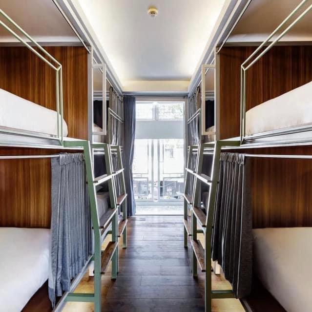 Khunluang Hostel (Adults Only) Чиангмай Экстерьер фото