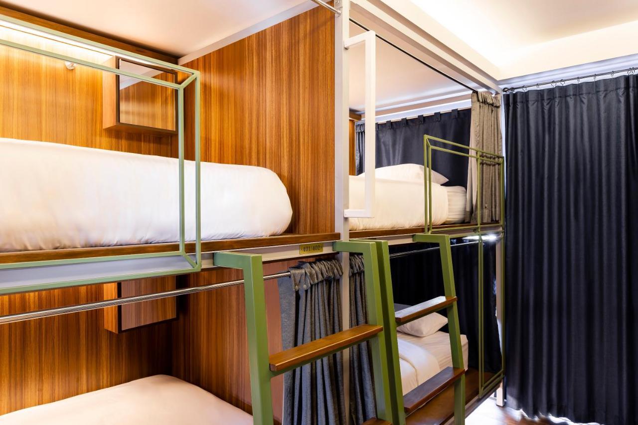 Khunluang Hostel (Adults Only) Чиангмай Экстерьер фото